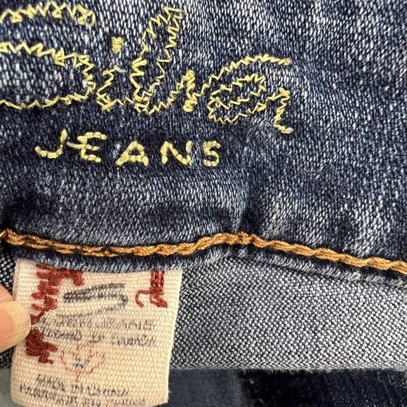 Silver Jean Co. Women's Suki Flare Jeans Size 32x32  Blue Embroidered Pockets - Picture 11 of 15